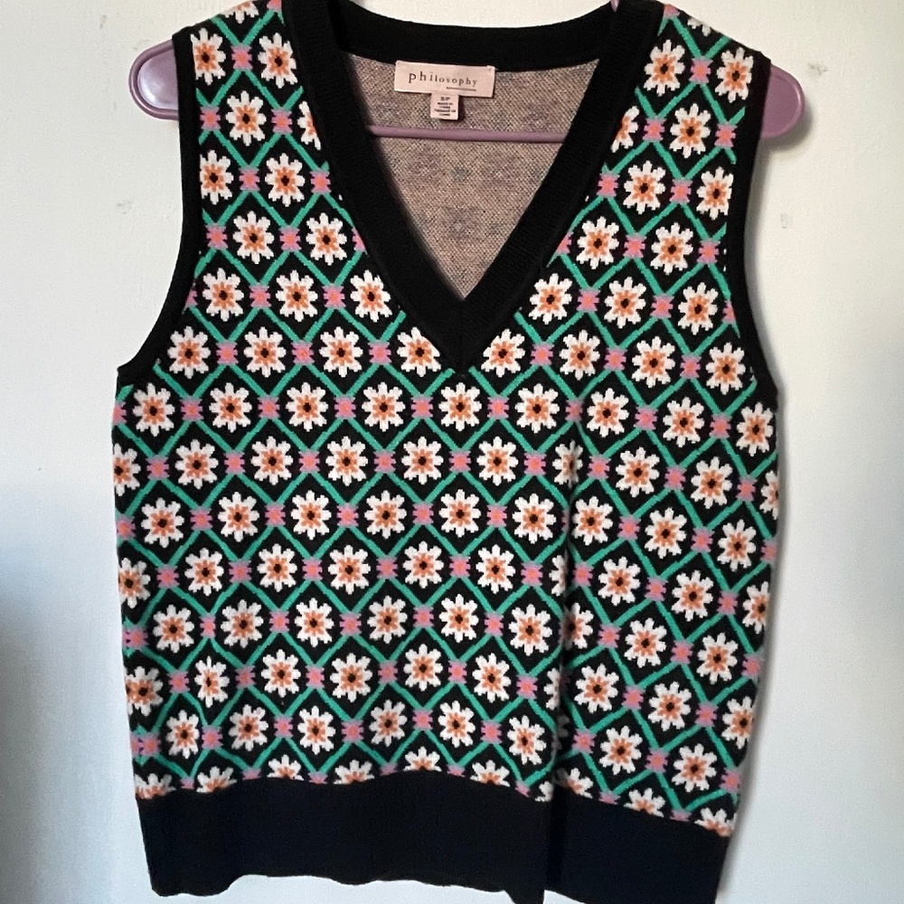Philosophy Republic Clothing Floral Knit Sweater Vest | Black Geometric Daisy |